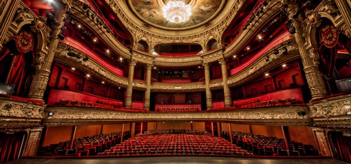 GRAND THEATRE TOURS