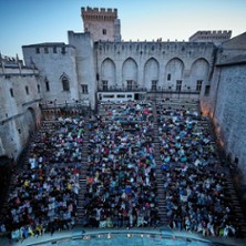 L'Aube des Questions - Festival d'Avignon