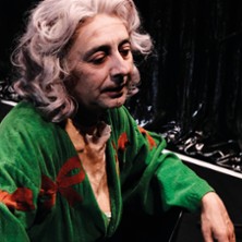 Edith Beale au Reno Sweeney