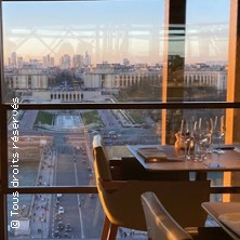 Madame Brasserie - D&eacute;jeuner &agrave; la Tour Eiffel pour 2 personnes