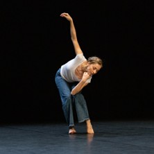 Par d'Autres Voix - Cie Eda - Ambra Senatore
